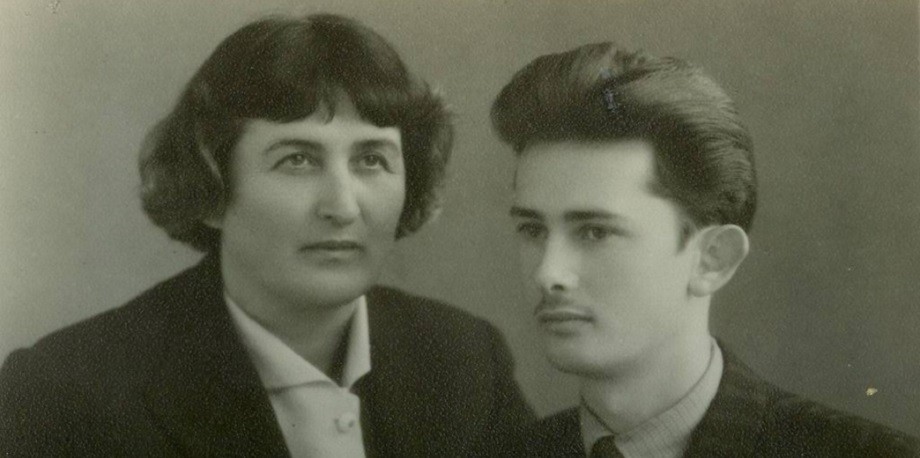 raimundas su mama 1957
